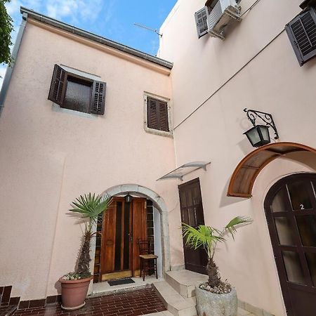 Ferienwohnung Casa Di Nives Krk Town Exterior foto