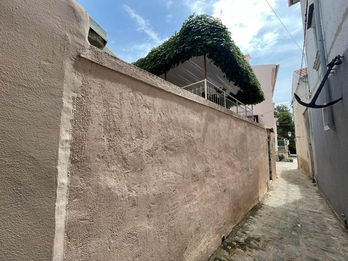 Ferienwohnung Casa Di Nives Krk Town Exterior foto