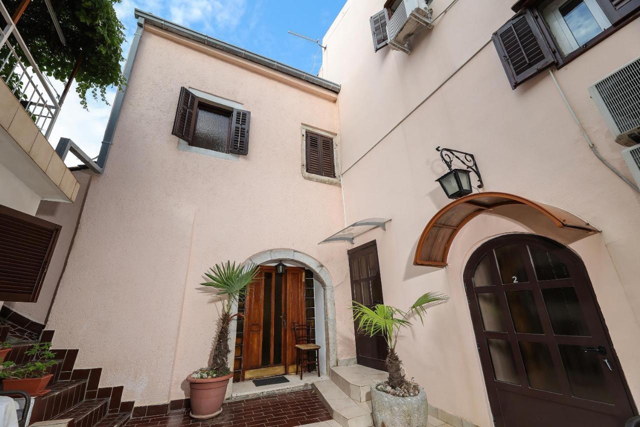 Ferienwohnung Casa Di Nives Krk Town Exterior foto